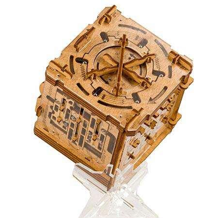 Cluebox - Escape Room in einer Box. Cambridge Labyrinth