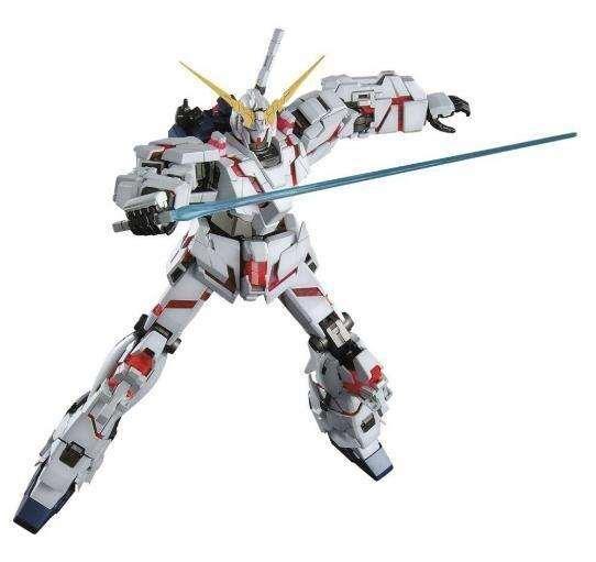 Gundam: Master Grade - Unicorn Gundam Screen Image 1:100 Scale Model Kit